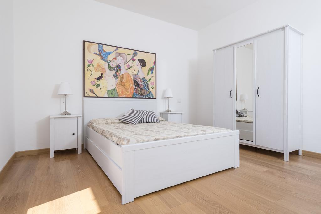 Villa Con Terrazza Vista Mare Кастильоне-делла-Пеская Экстерьер фото